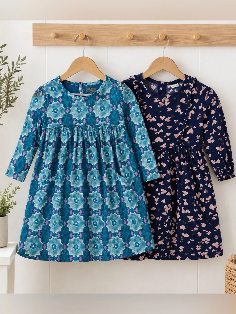OshKosh B’gosh Girls Dress Bundle 2 Long Sleeve Dresses 3T Floral Hearts